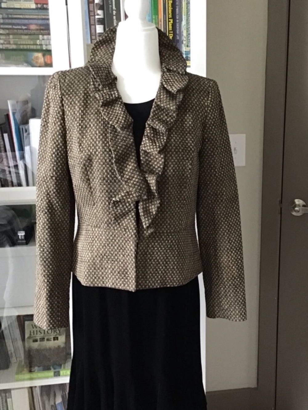 Jones New York  Ruffles Jacket - Picture 2 of 10